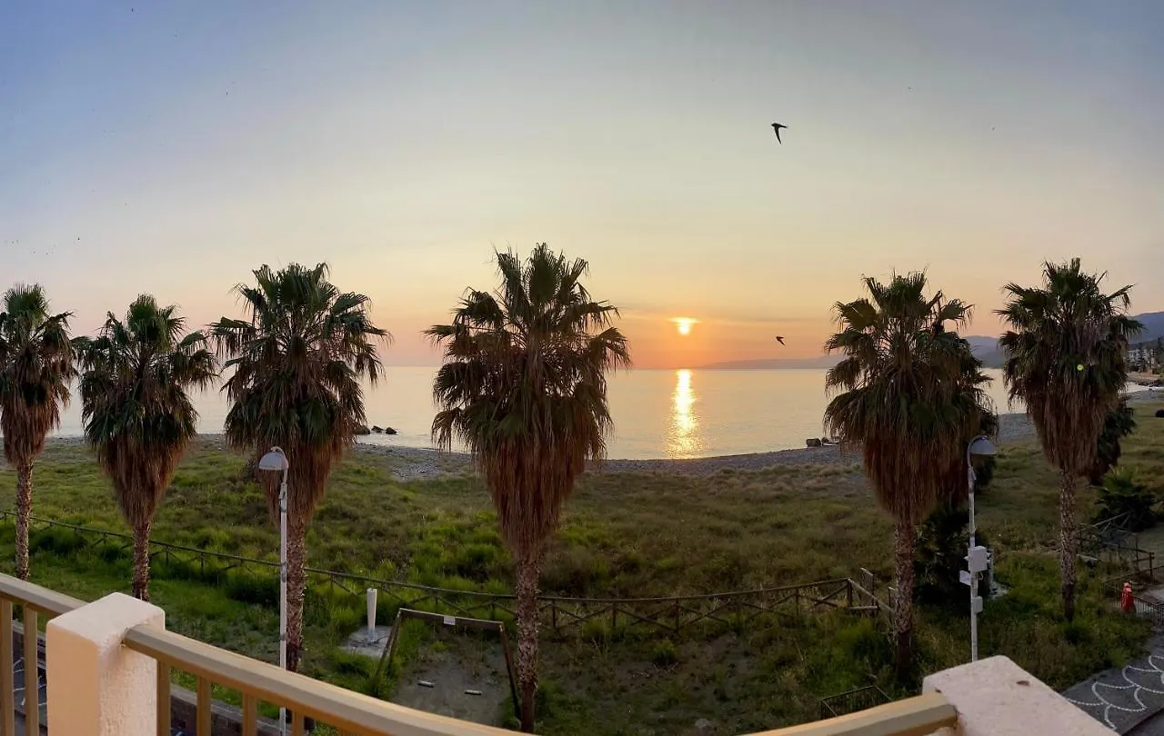 Apartmán Caroni - Casa Sul Mare Caronia Marina 0*,  Itálie